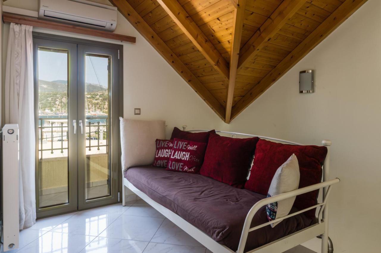 Maria'S City Villa อาร์กอสโตลี ภายนอก รูปภาพ